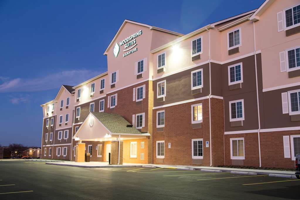 Woodspring Broken Arrow Hotel