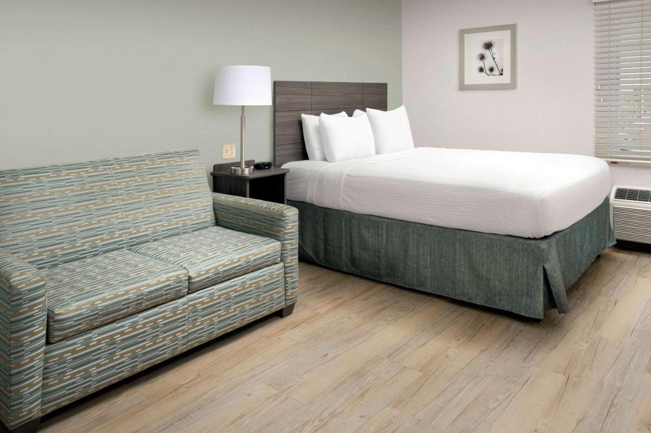 Woodspring Broken Arrow Hotel