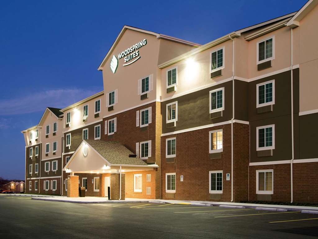 Hotel Woodspring Broken Arrow 2*