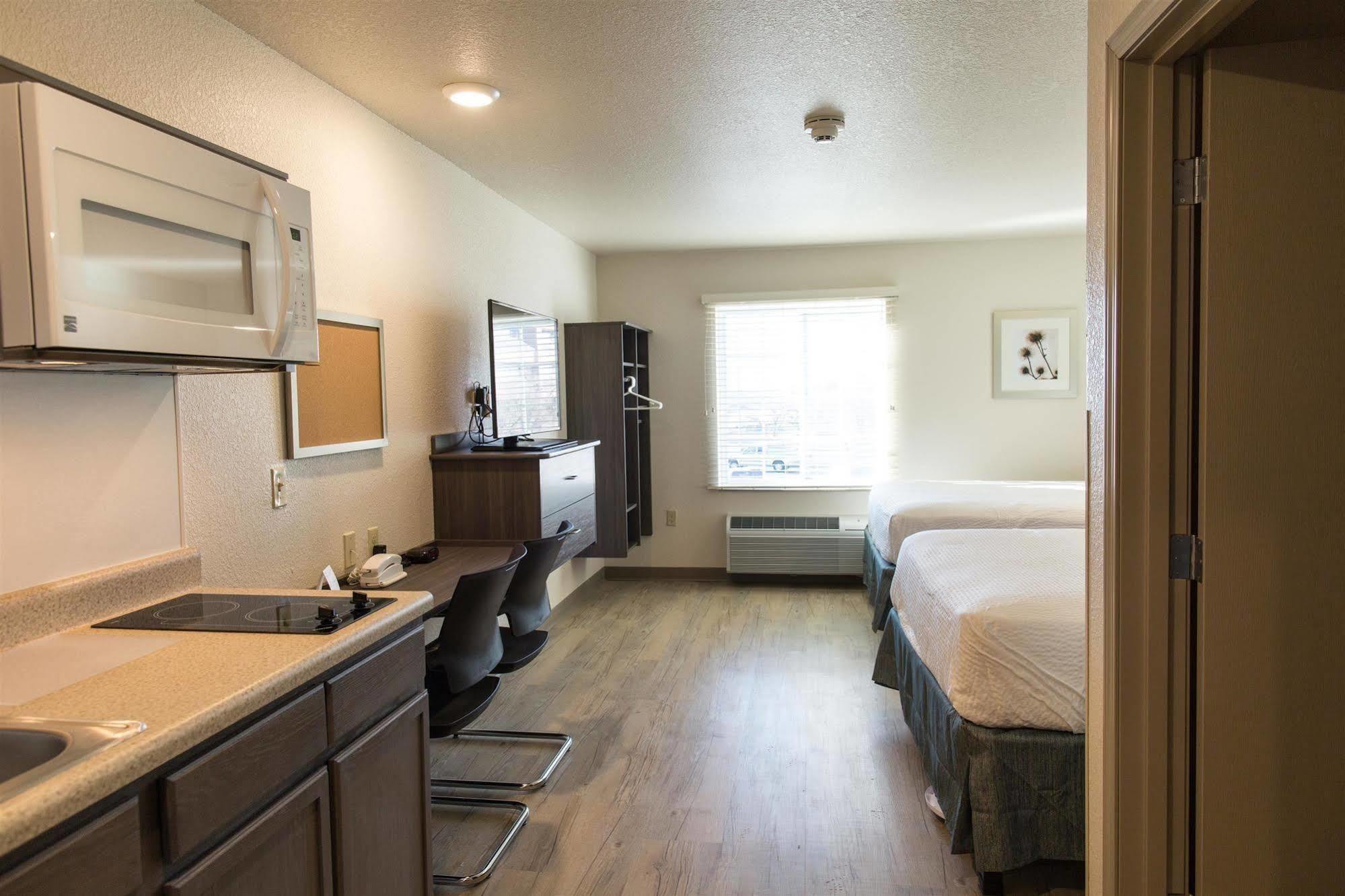Woodspring Broken Arrow Hotel